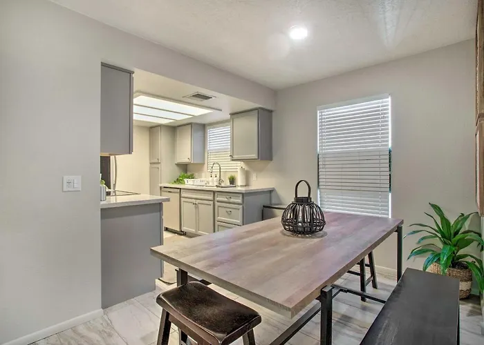 Holiday home Bright W/ Resort-style Amenities In Sedona! Sedona